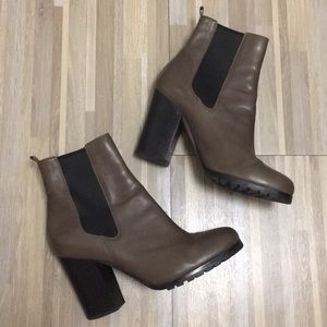 Coach Taupe Leather Chelsea Boots Size 10